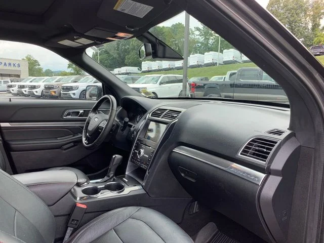Used 2018 Gray Ford Sport image 16