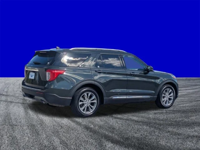 Certified Used 2023 Green Metallic Ford Limited image 4