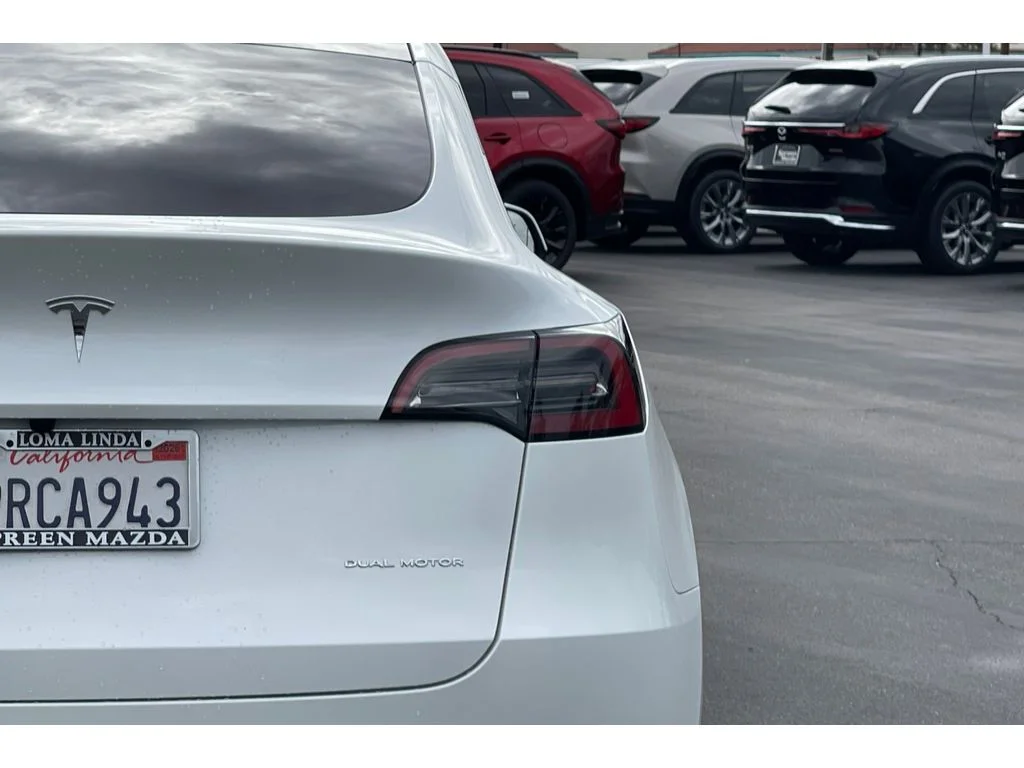 Used 2025 Pearl White Multi-Coat Tesla Long Range image 17