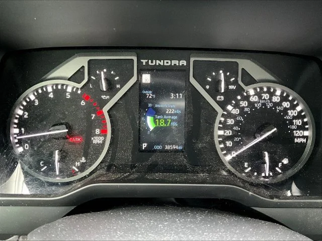 Used 2024  Toyota SR5 image 8