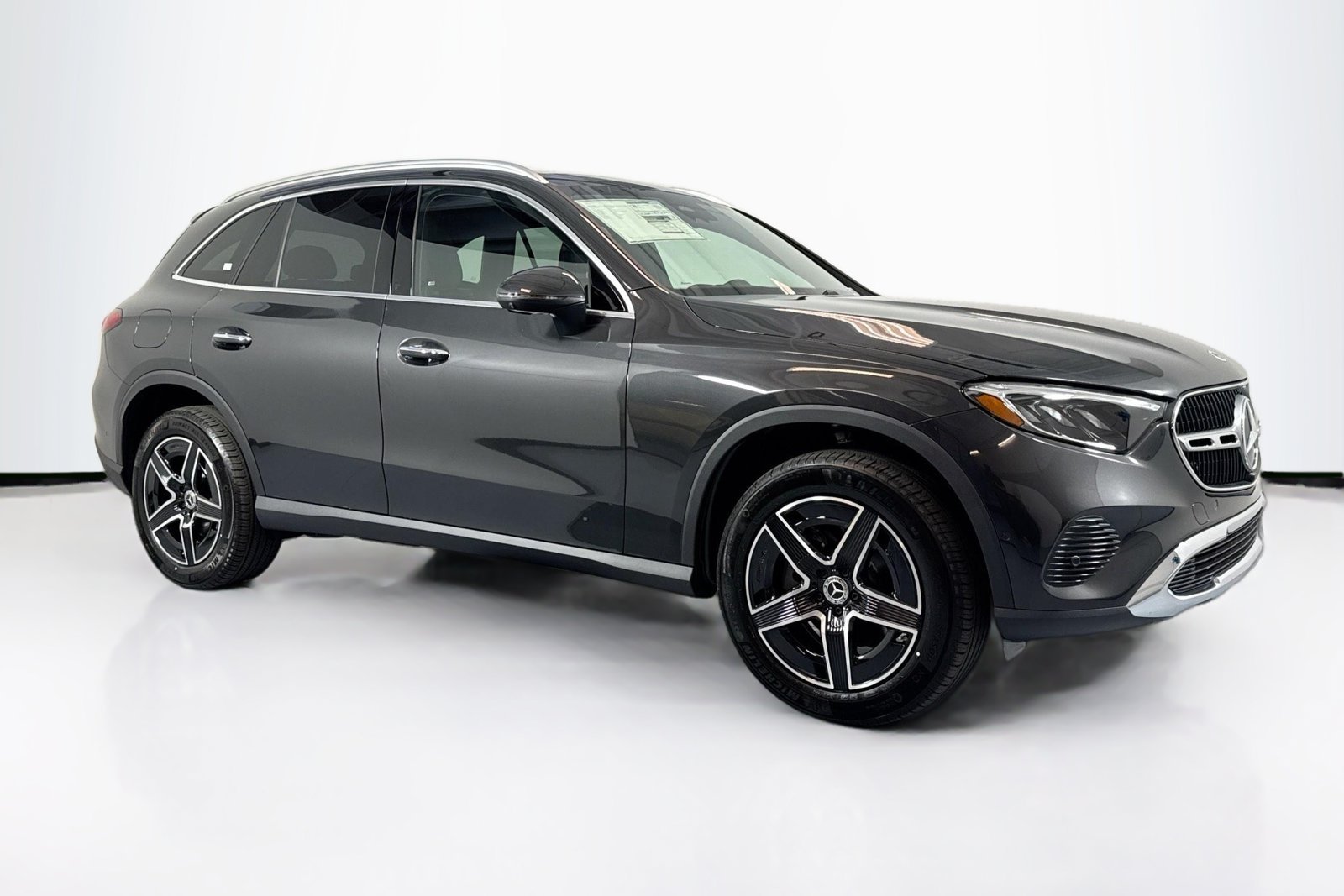 New 2026 Graphite Grey Metallic Mercedes-Benz GLC 300 image 3