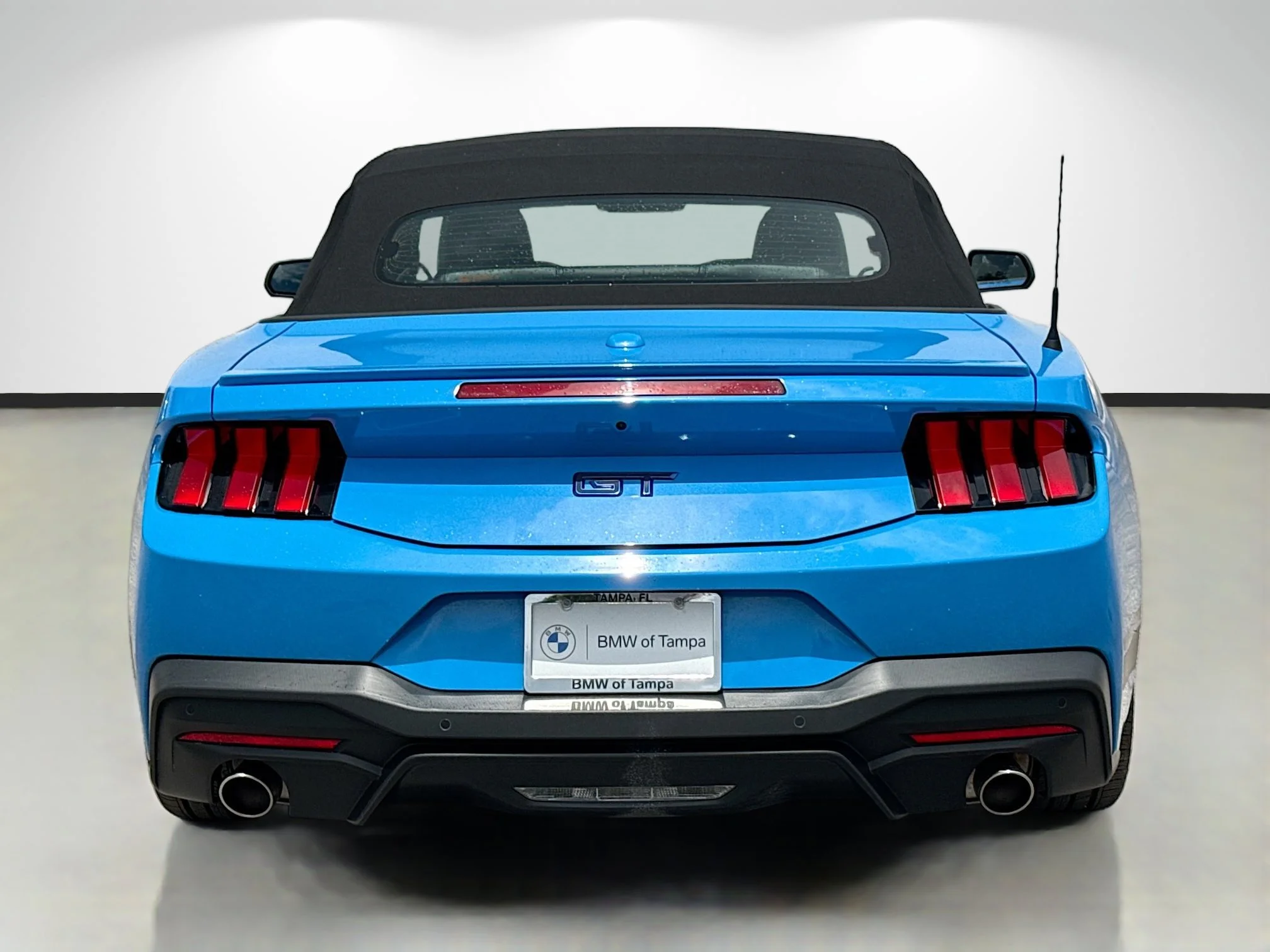 Used 2024 Grabber Blue Metallic Ford GT Premium image 4