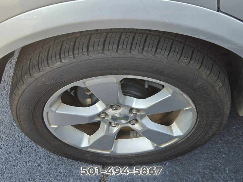 Used 2014 Silver Ice Metallic CHEVROLET LTZ image 5