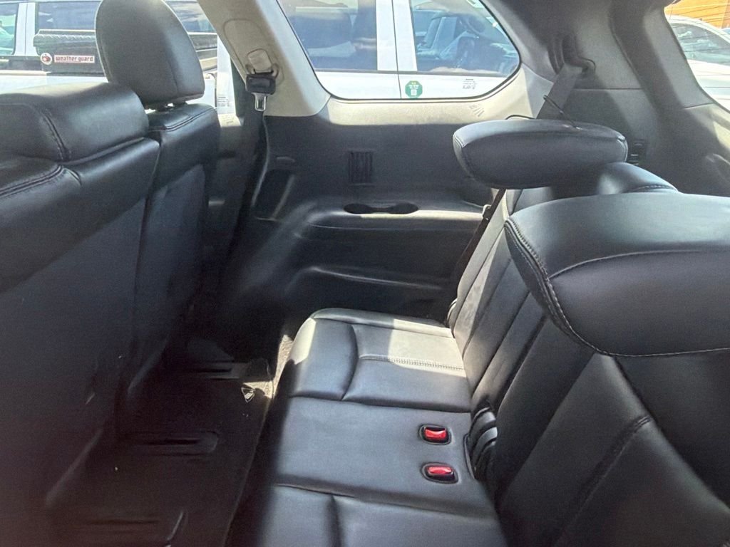 Used 2018 Black Nissan SL image 14