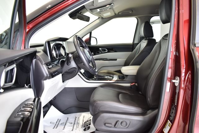 Used 2024 Red Kia EX image 18