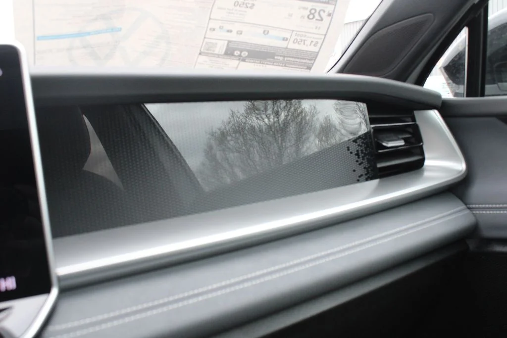 New 2026 White Volkswagen 2.0T SE R-Line Black image 20