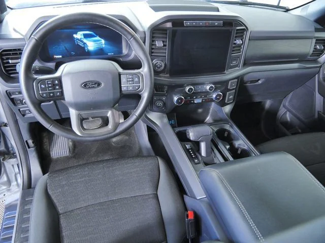 Used 2024 Silver Ford XLT image 4