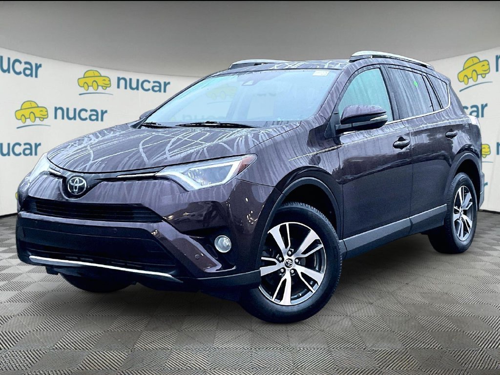 Used 2018 Black Currant Toyota XLE image 3