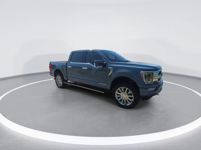 Used 2023 Gray Ford Limited image 2