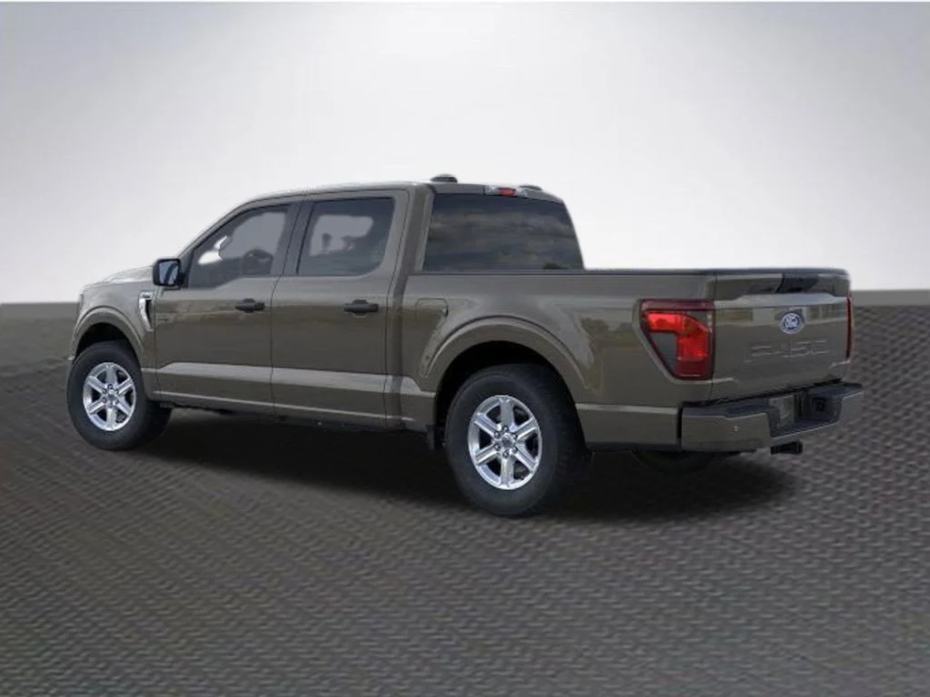 New 2026 Marsh Gray Ford XLT image 4