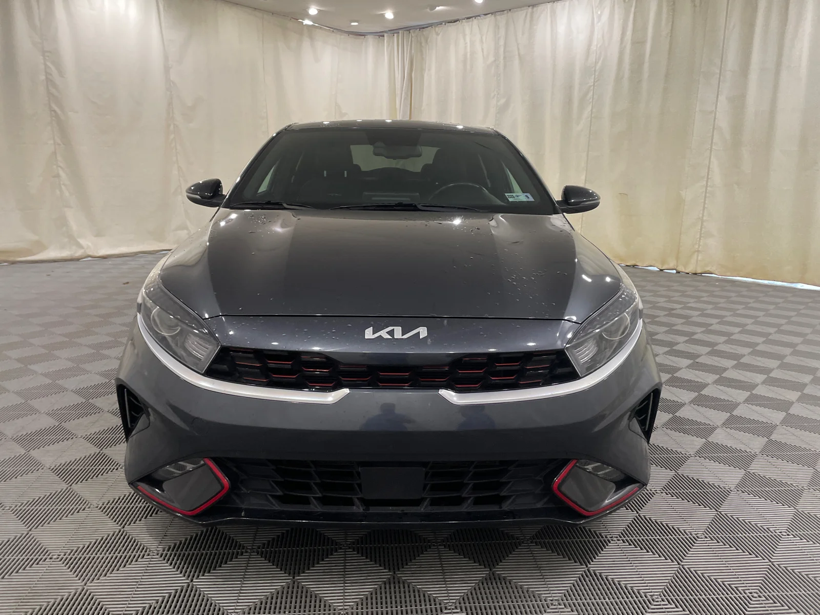 Used 2022 Gravity Gray Kia GT-Line image 2