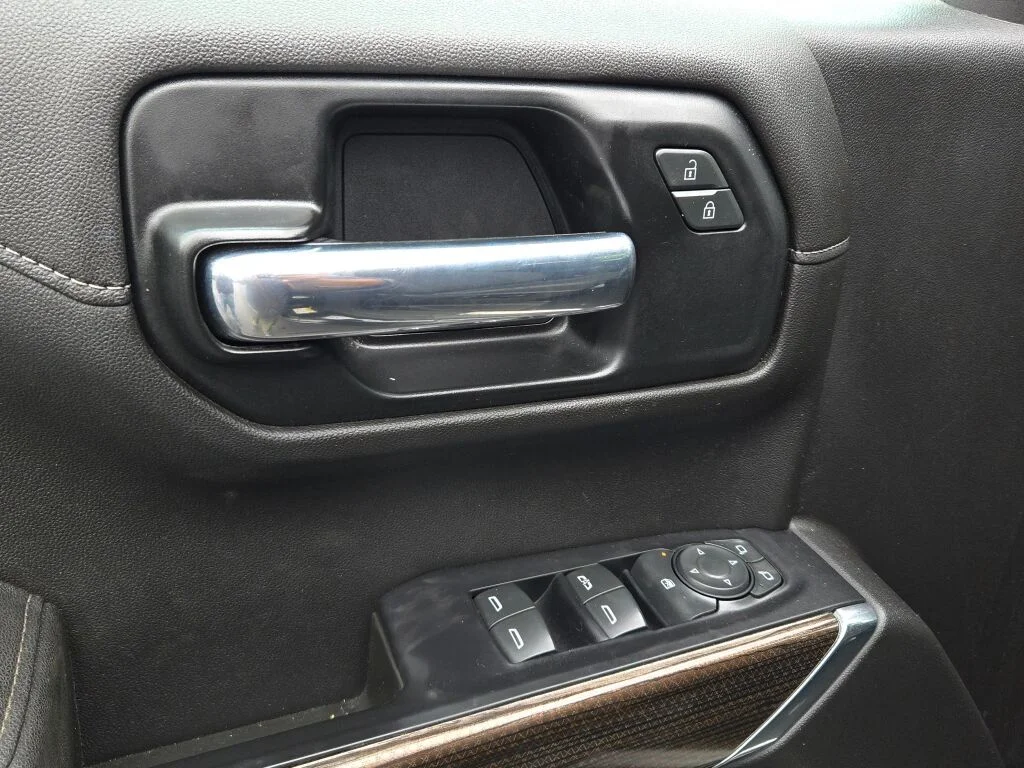 Used 2020 Black Chevrolet LT image 20