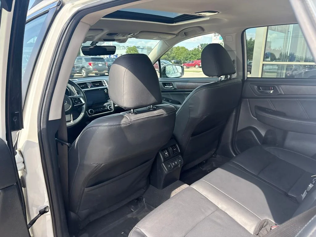 Used 2019 White Subaru 2.5i Limited image 40