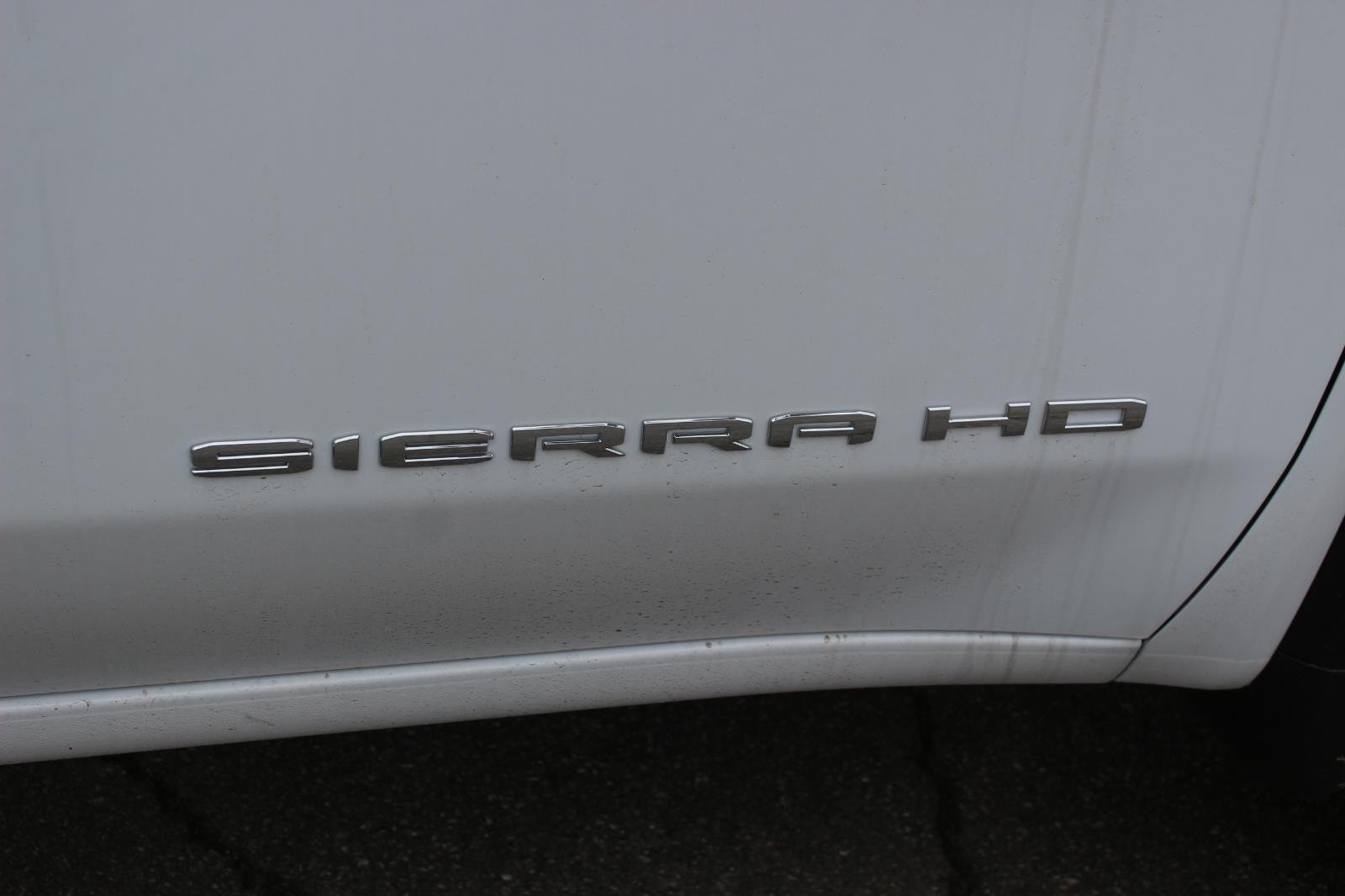 New 2026 Summit White GMC Pro image 8