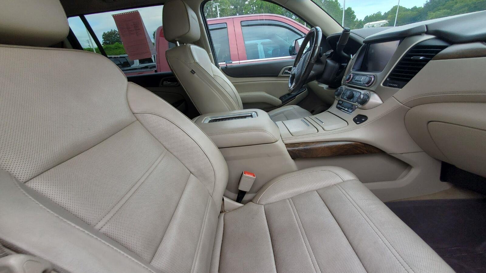 Used 2018 WHITE FROST TRICOAT GMC Denali image 4