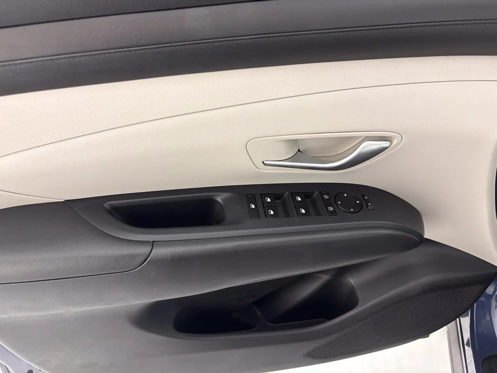 Used 2025 Blue Hyundai SEL image 24
