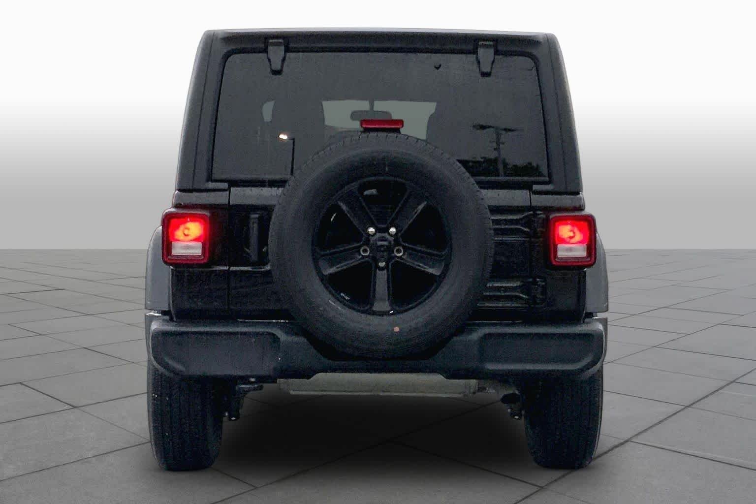 Used 2023 Black Clearcoat Jeep Sport Altitude image 6