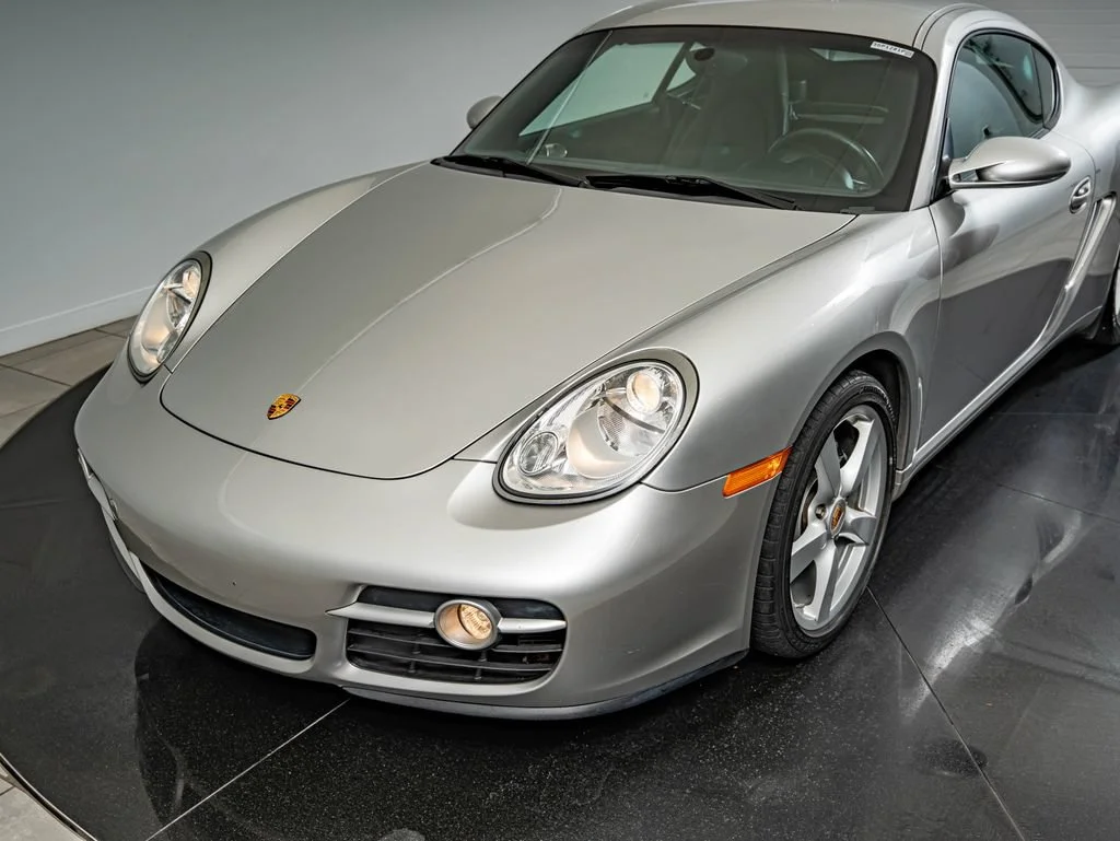 Used 2007 Arctic Silver Metallic Porsche  image 17