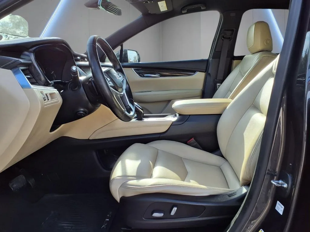 2018 Cadillac XT5 Base - Photo 12