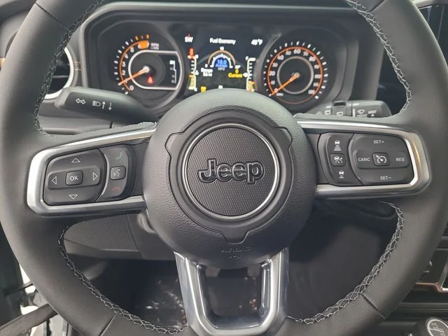 2026 Jeep Wrangler 4-Door Sahara - Photo 9