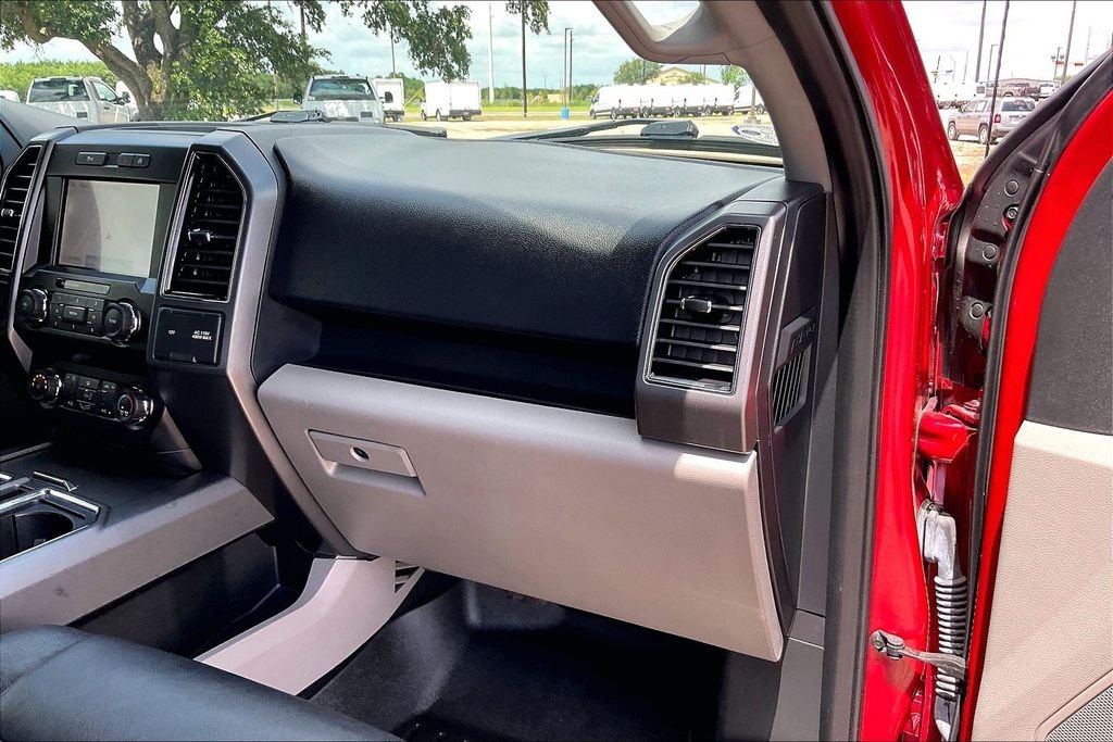 Used 2020 Red Ford XLT image 23