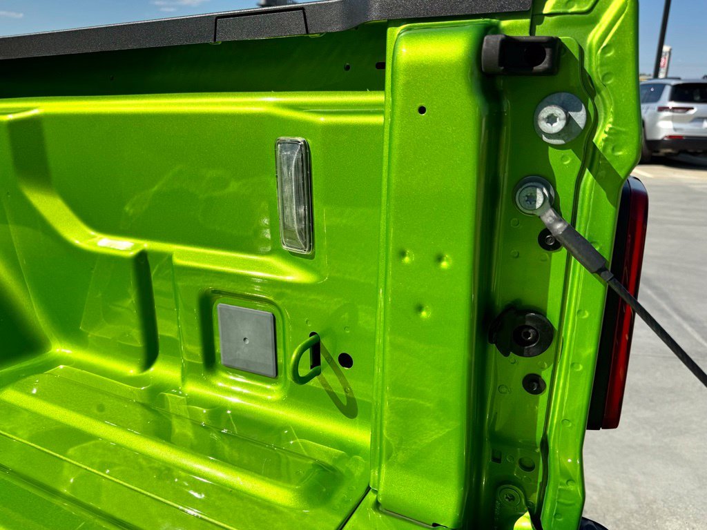 Used 2025 Green Jeep Rubicon image 20