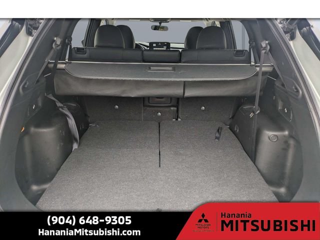 Used 2024 Silver Mitsubishi SE image 12