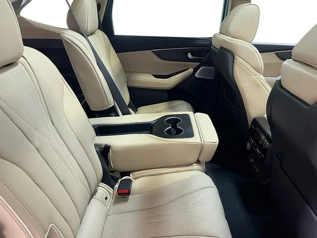 New 2026 Platinum White Pearl Acura Advance Package image 39