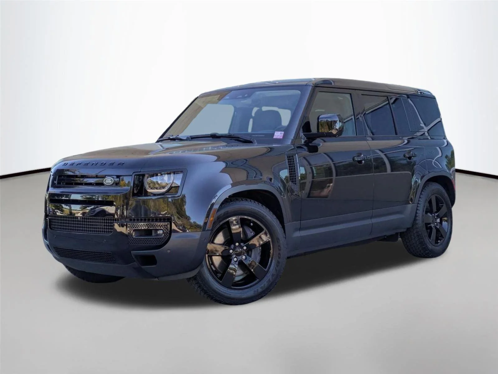 2024 Land Rover Defender 110 SE P400's photo