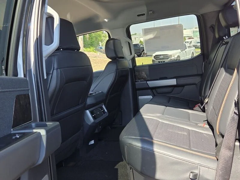 New 2026 Carbonized Gray Metallic Ford F-450® LARIAT® image 7