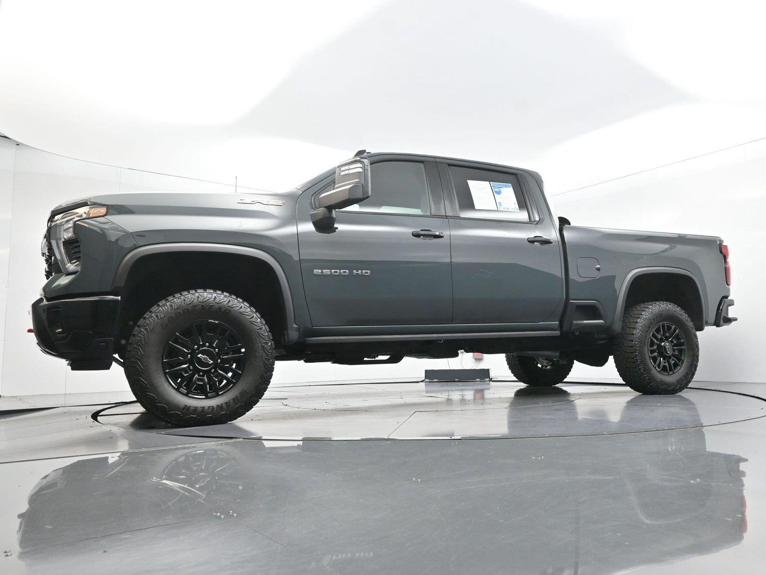 Used 2026 Cypress Gray Chevrolet ZR2 image 49