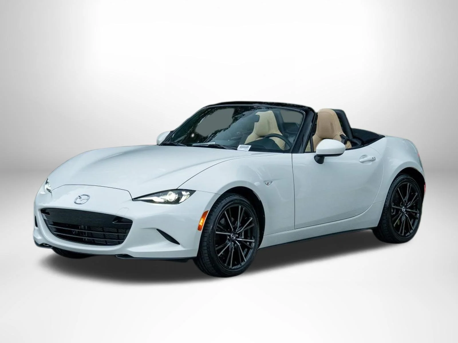 Used 2026 Snowflake White Pearl Mica Mazda Grand Touring image 3