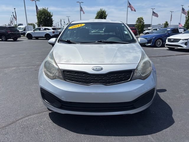 Used 2013 Silver Kia LX image 4