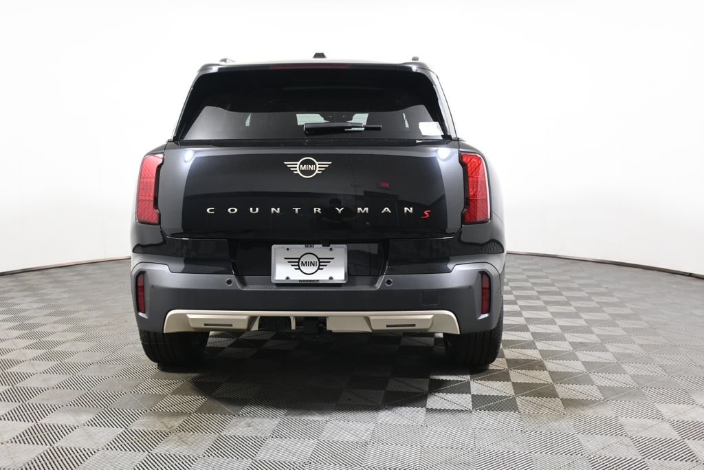 New 2026 Black MINI Iconic image 6