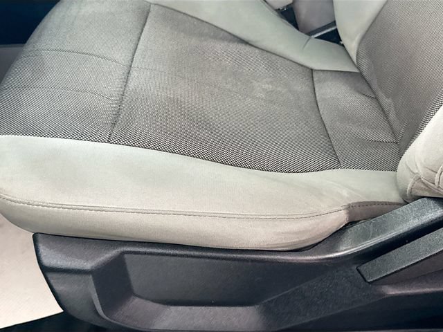 Used 2018 Silver Ford XL image 16