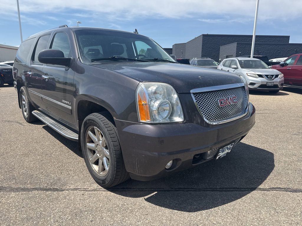 2010 GMC Yukon Denali AWD's photo