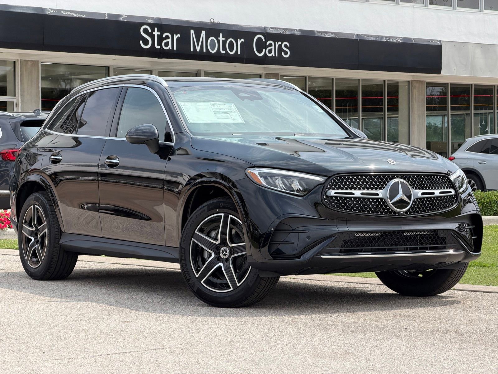 New 2026 Black Mercedes-Benz GLC 300 image 24