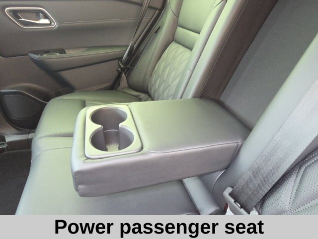 New 2026 Obsidian Nissan Platinum image 18