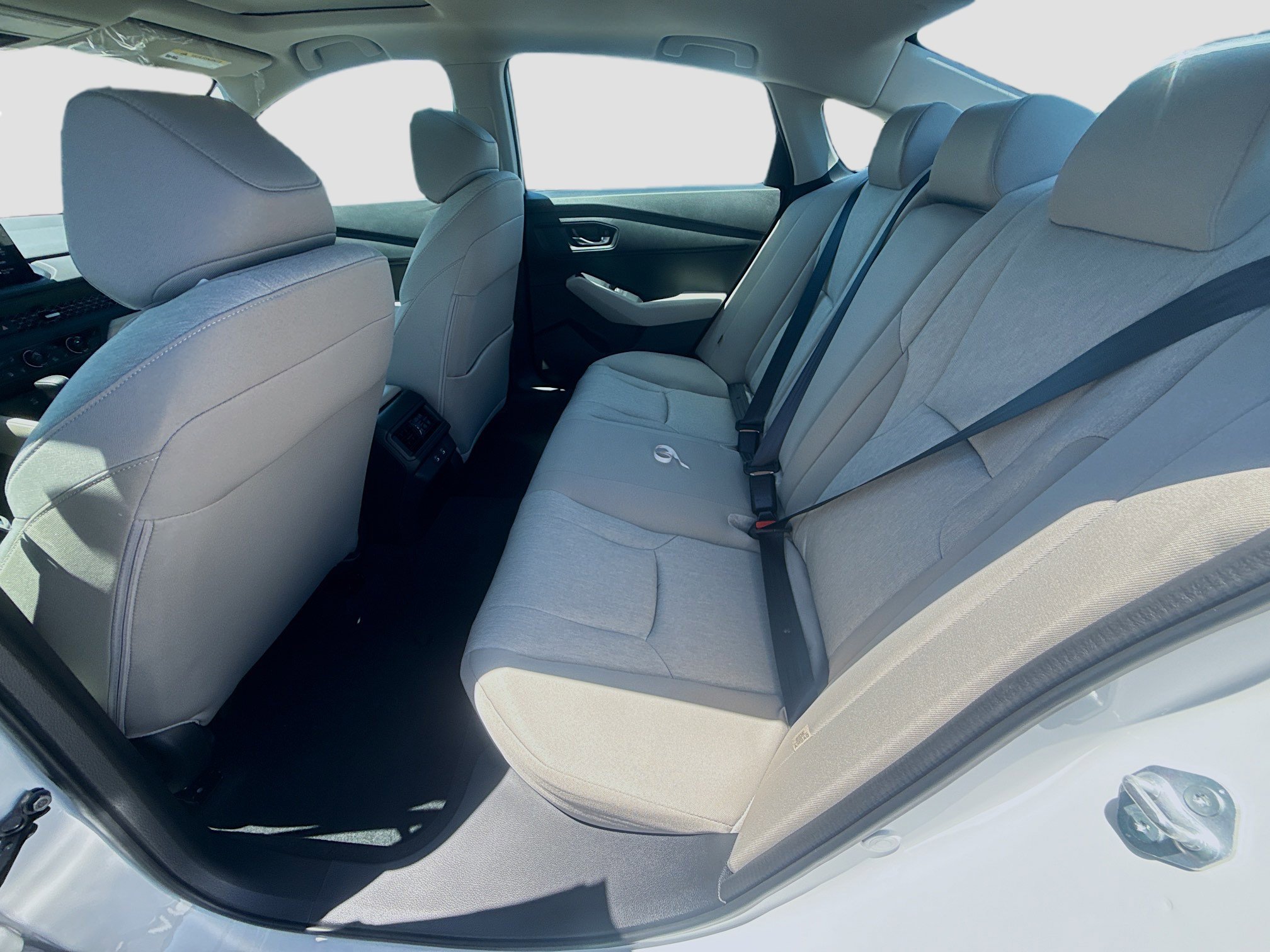 New 2026 Platinum White Pearl Honda SE image 20