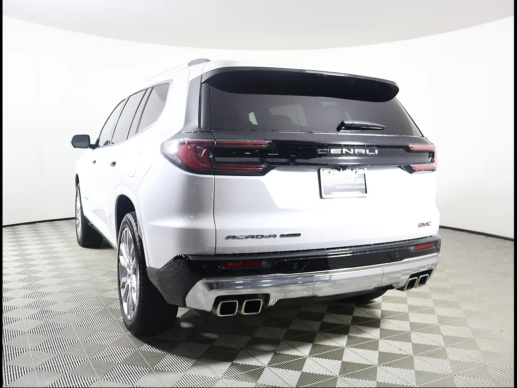 Used 2024 Summit White GMC Denali image 4
