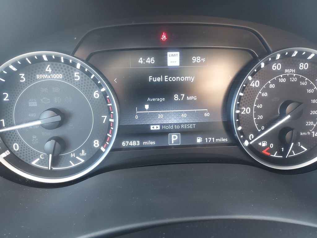 Used 2023 Silver Nissan Platinum image 18