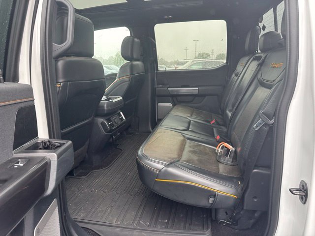 Used 2021  Ford  image 7