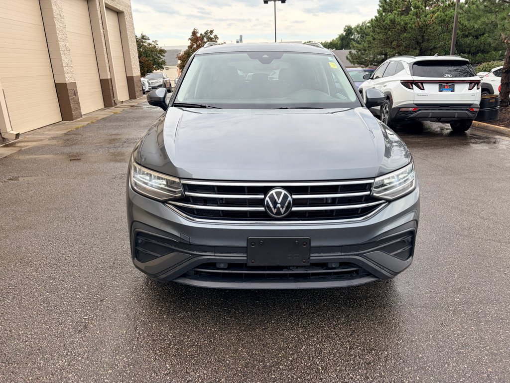 Used 2024 Platinum Gray Metallic Volkswagen SE image 8