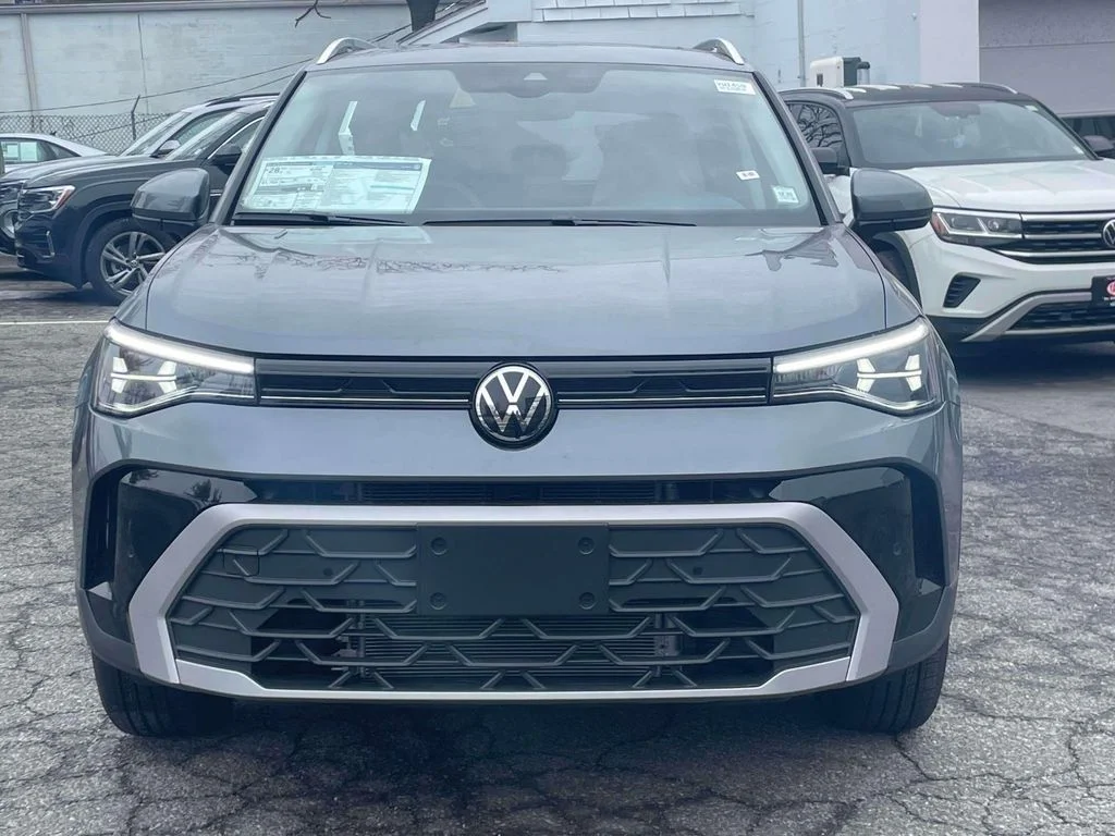 Used 2026 Gray Volkswagen 1.5T SE image 2