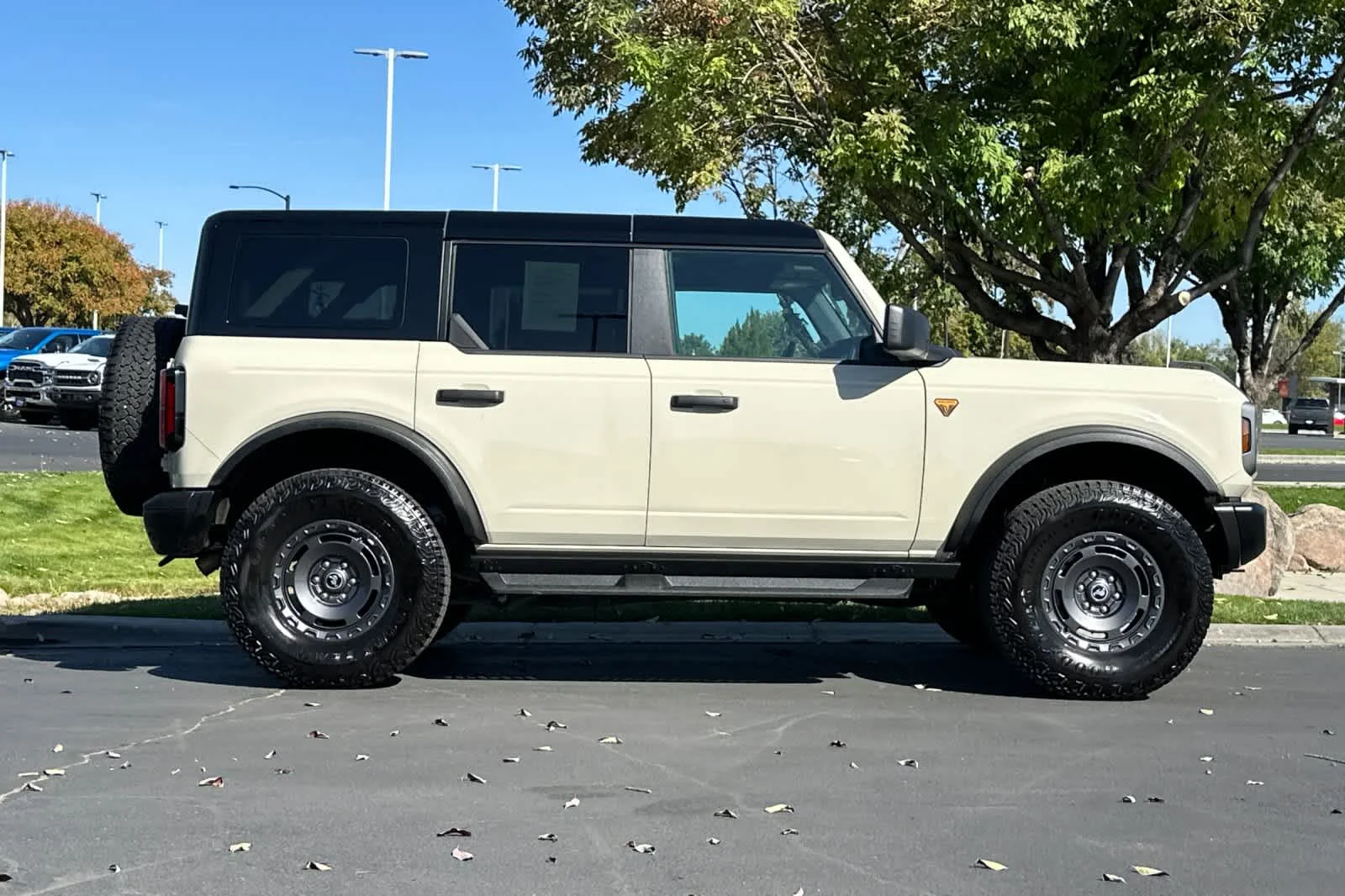 Certified Used 2025 Desert Sand Ford Badlands image 8