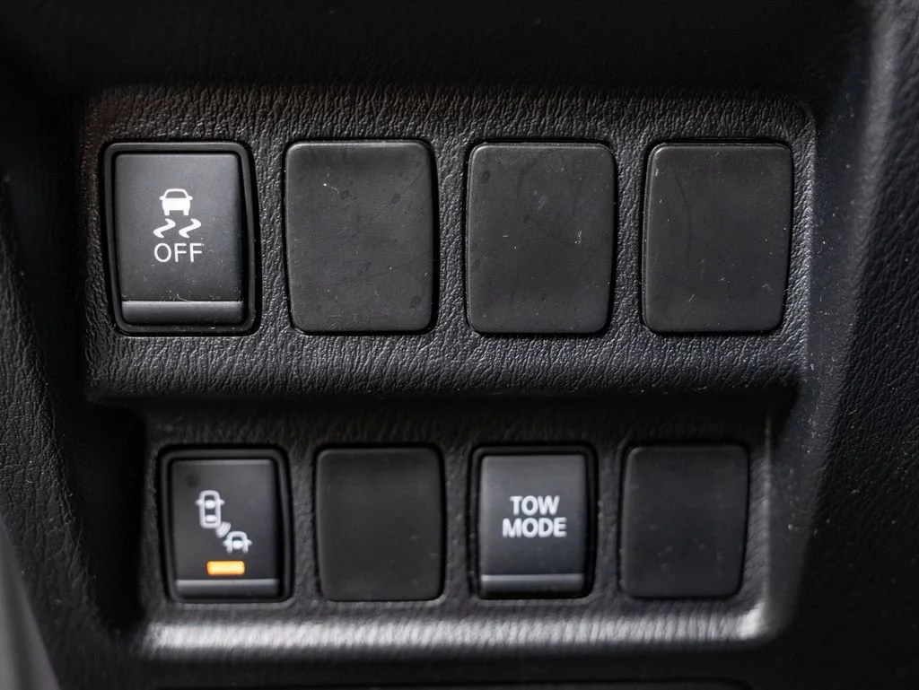 Used 2020 Gun Metallic Nissan SV image 27