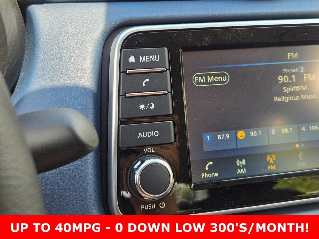 2025 Nissan Versa Sedan SV - Photo 20