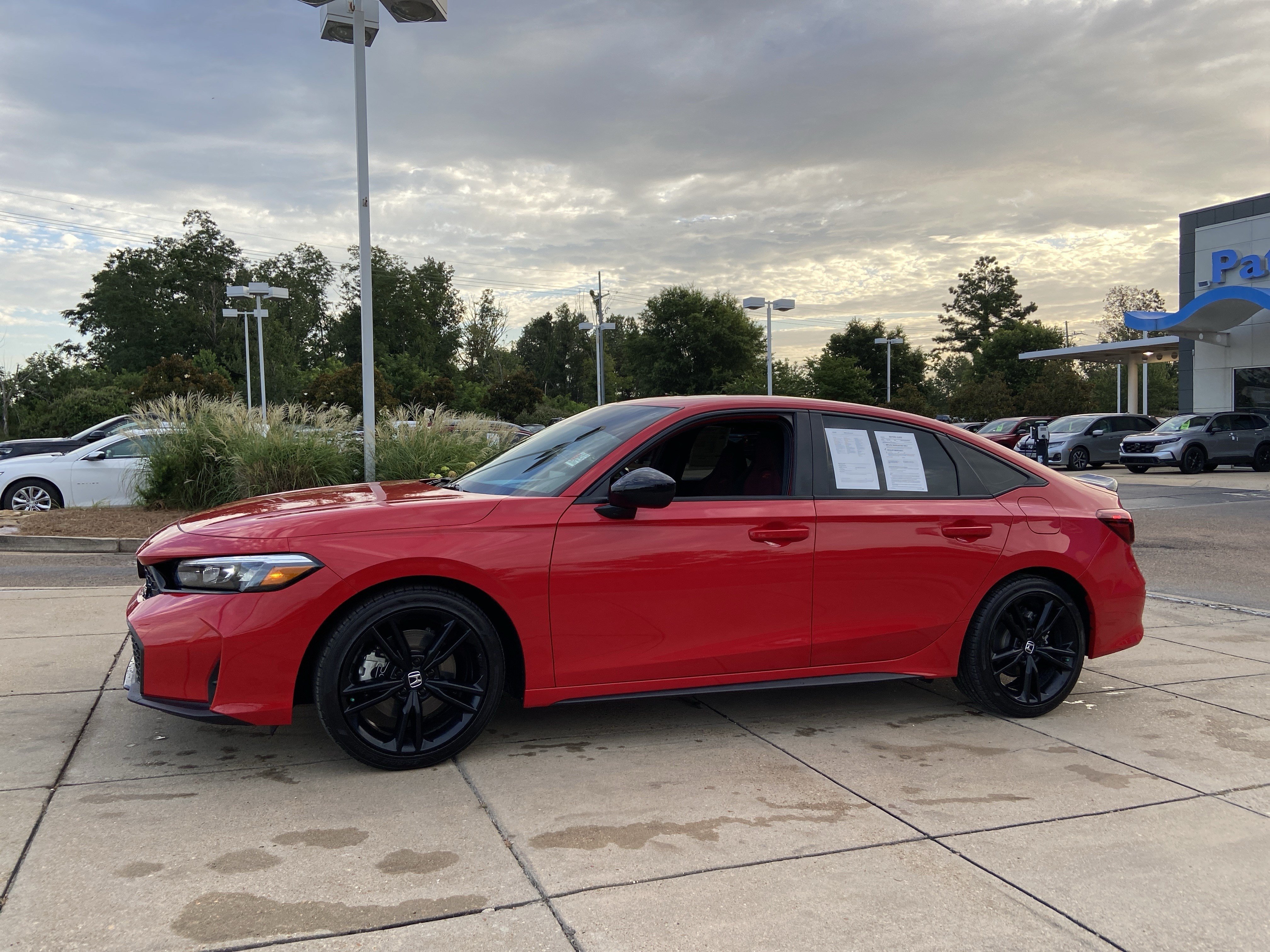 Used 2025 Rallye Red Honda  image 6