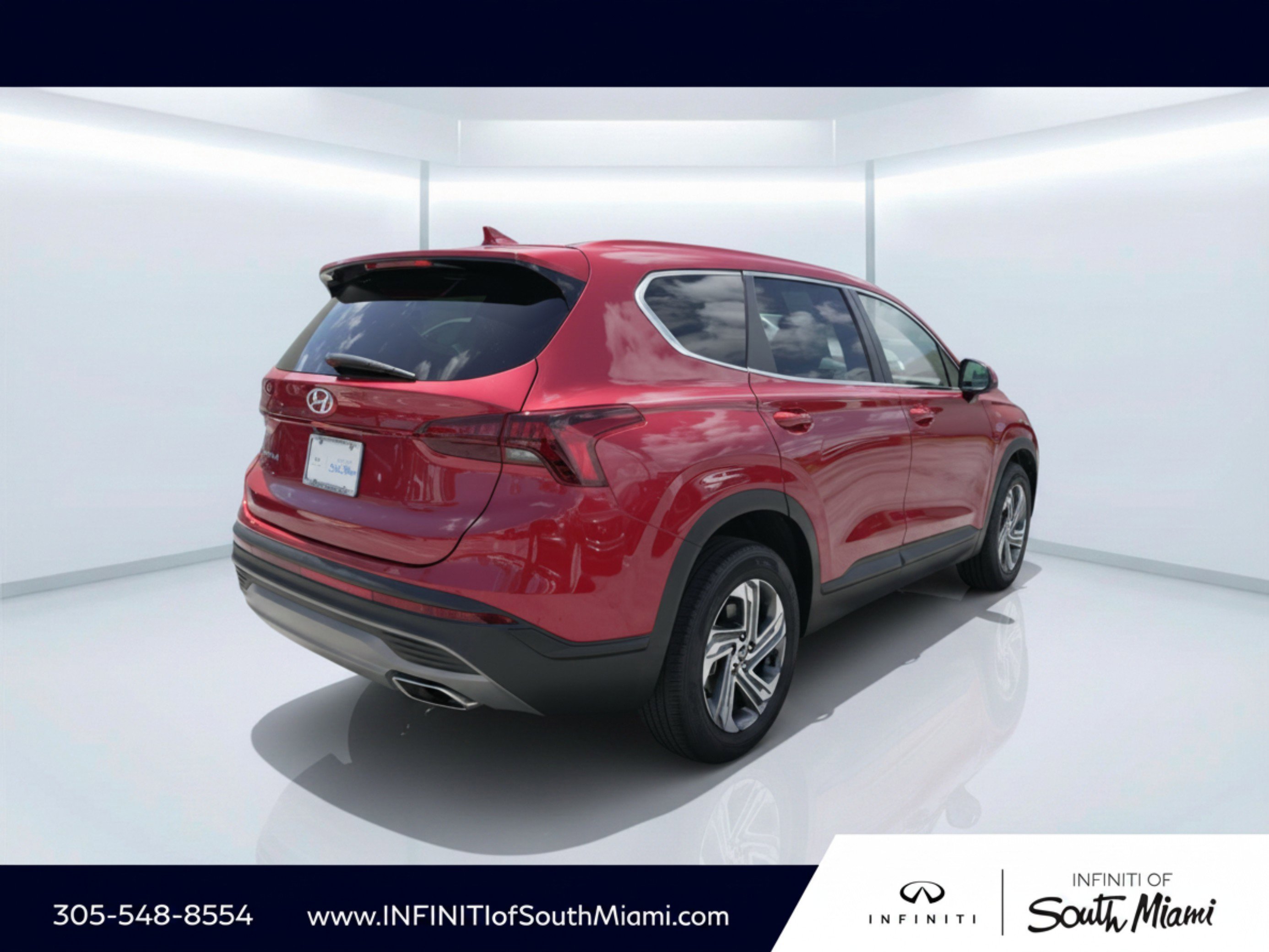 Used 2023 Calypso Red Hyundai SE image 3
