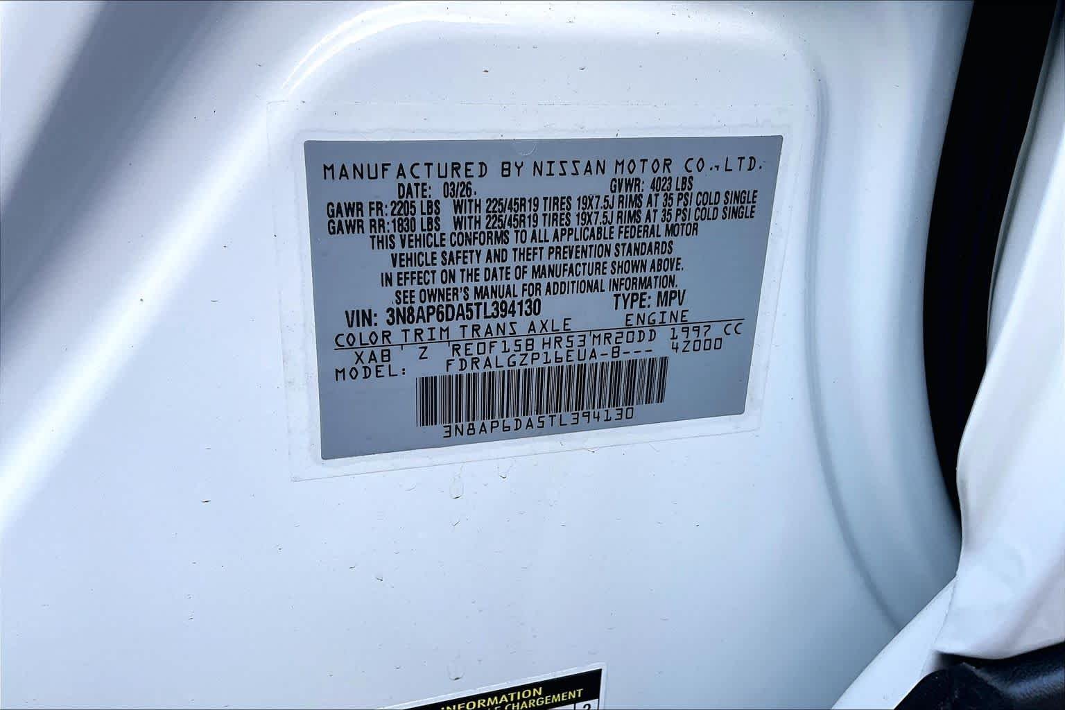 New 2026 Aspen White TriCoat / Super Black Two-tone Nissan SR image 14